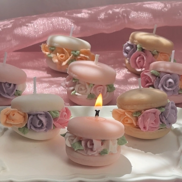 Sam - Founder of MOI LIL STUDIO